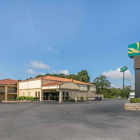 Quality Inn Manchester Exterior photo