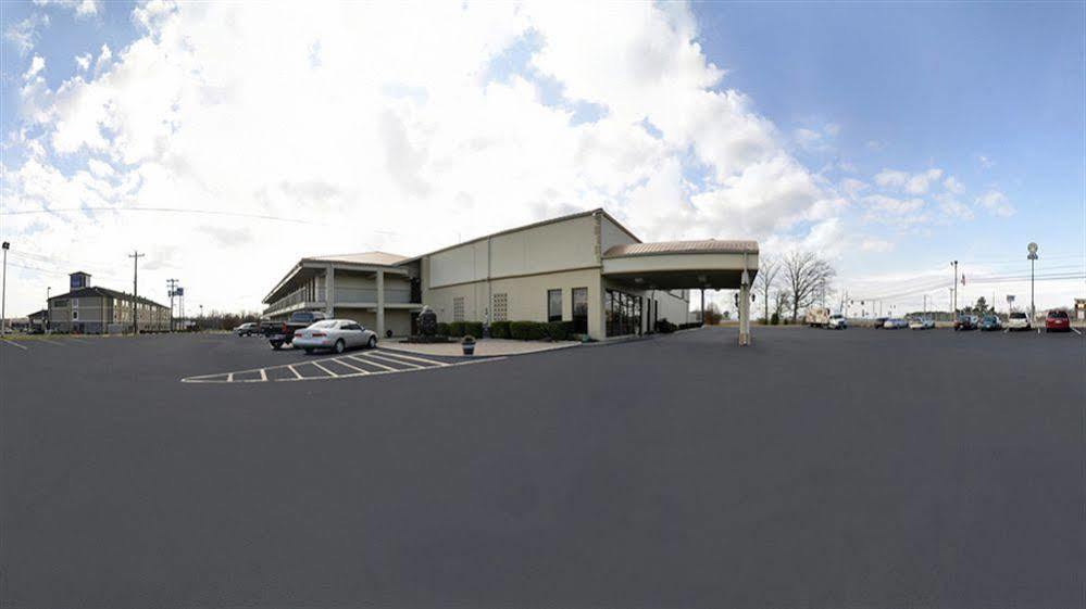 Quality Inn Manchester Exterior photo